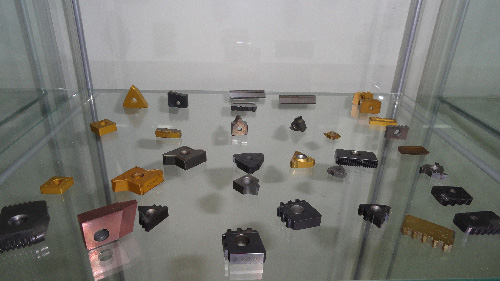 Tungsten carbide inserts