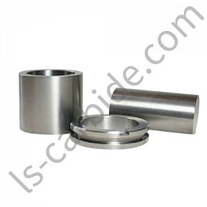 Wear-resistant tungsten carbide threaded bushing